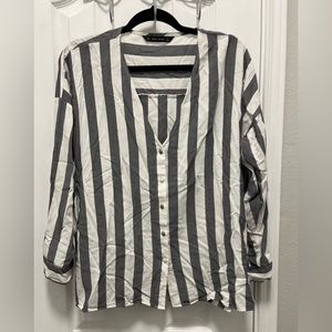 ZARA WOMENS TOP, WHITE & GREY STRIPE, size medium